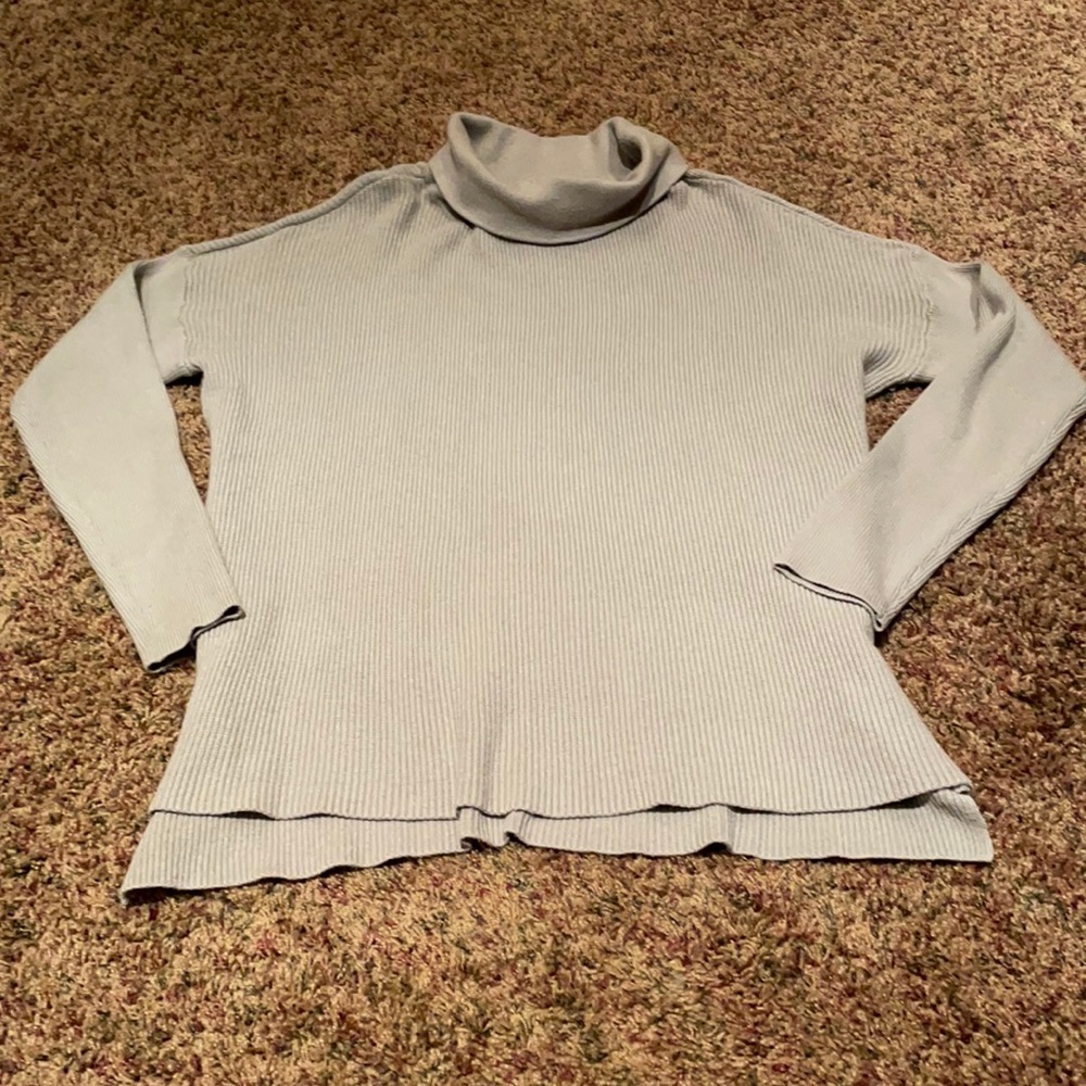 Devotion turtleneck sweater